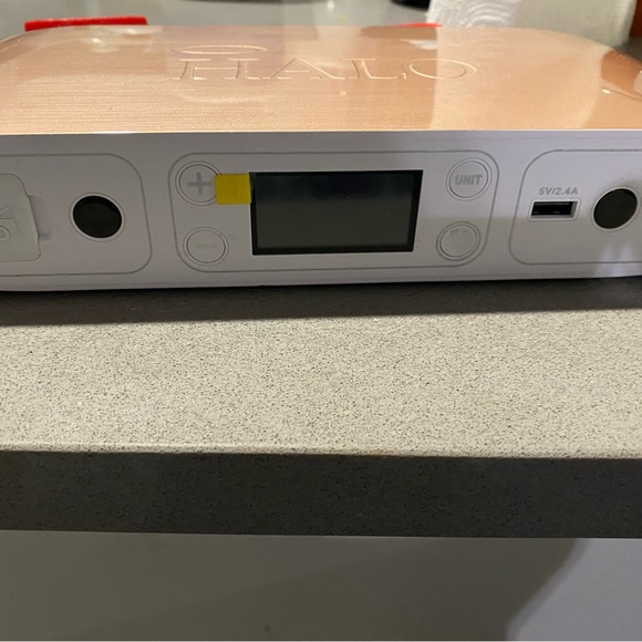 HALO Mophie Bolt Air+ with AC Inverter, Portable Jump Starter, Air Compressor,l - Picture 10 of 16